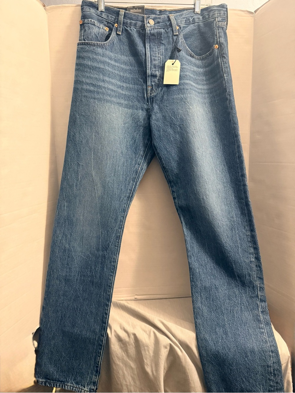 Levi's Premium Men’s Jeans 501 Original Size 31x32
New Tags $108